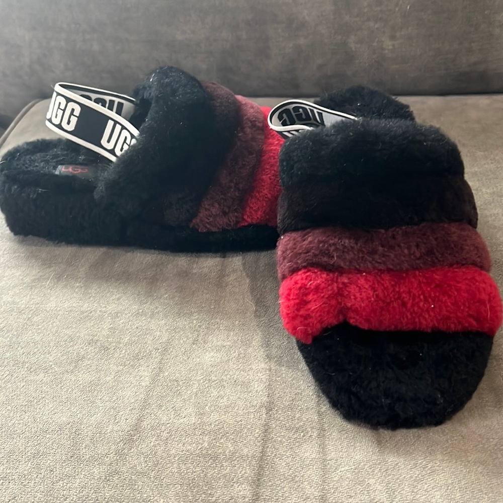 UGG Fluff Yea Slide